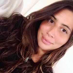 Meet your Posher, Desiree